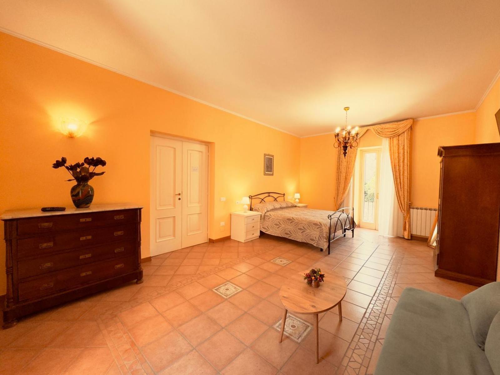 Casa Pepe - Fondi Vertice Rooms المظهر الخارجي الصورة