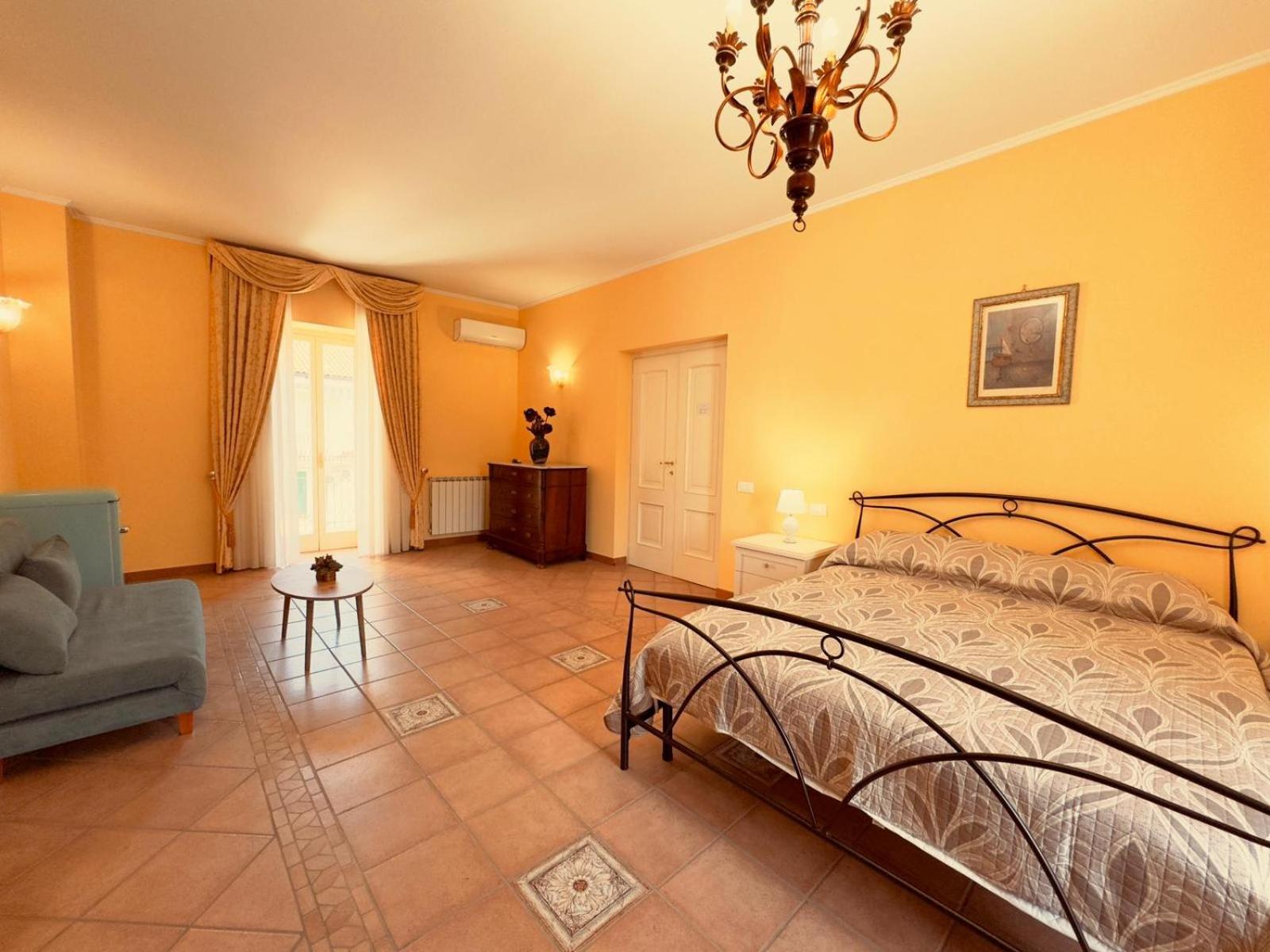 Casa Pepe - Fondi Vertice Rooms المظهر الخارجي الصورة