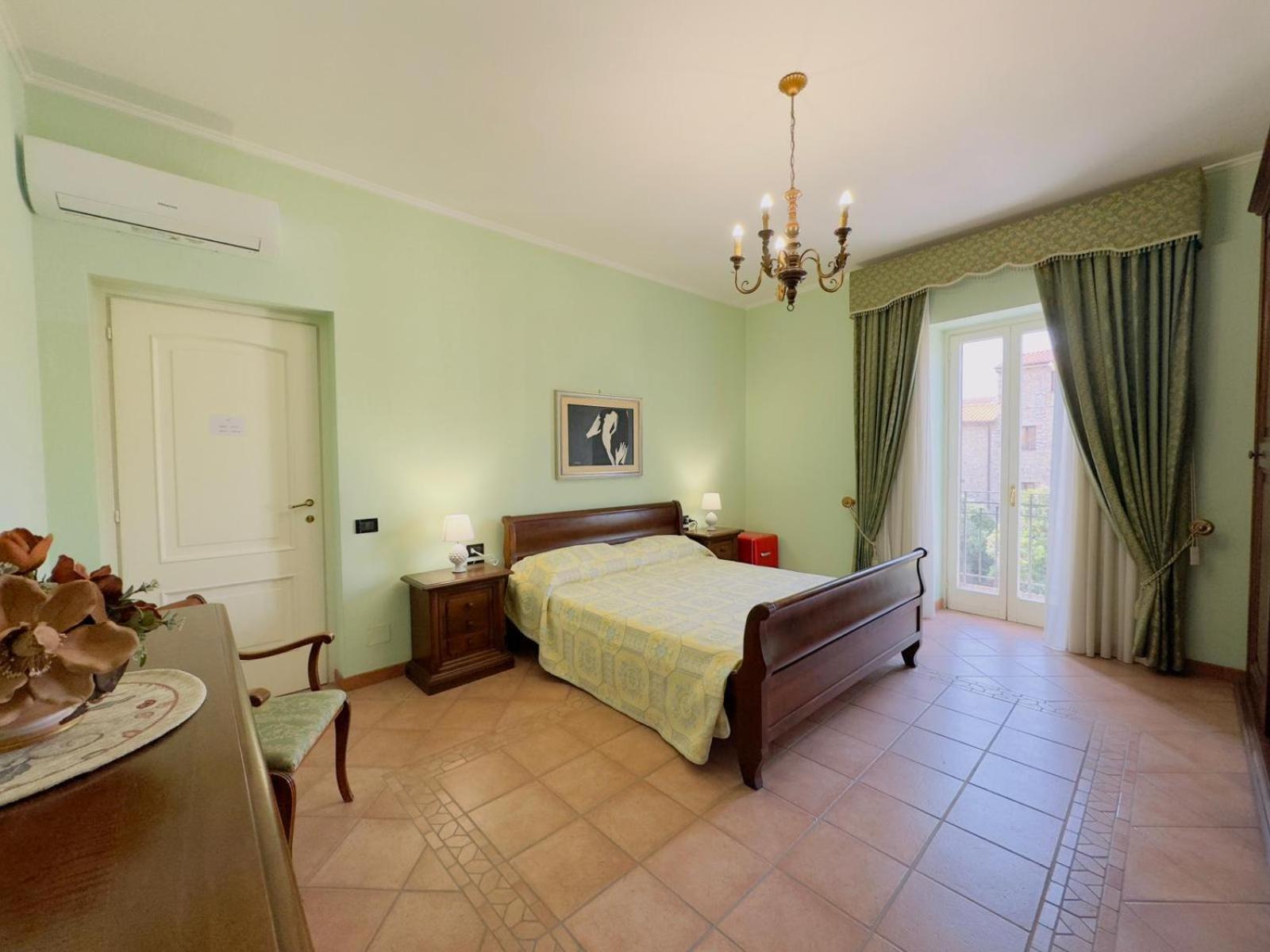 Casa Pepe - Fondi Vertice Rooms المظهر الخارجي الصورة