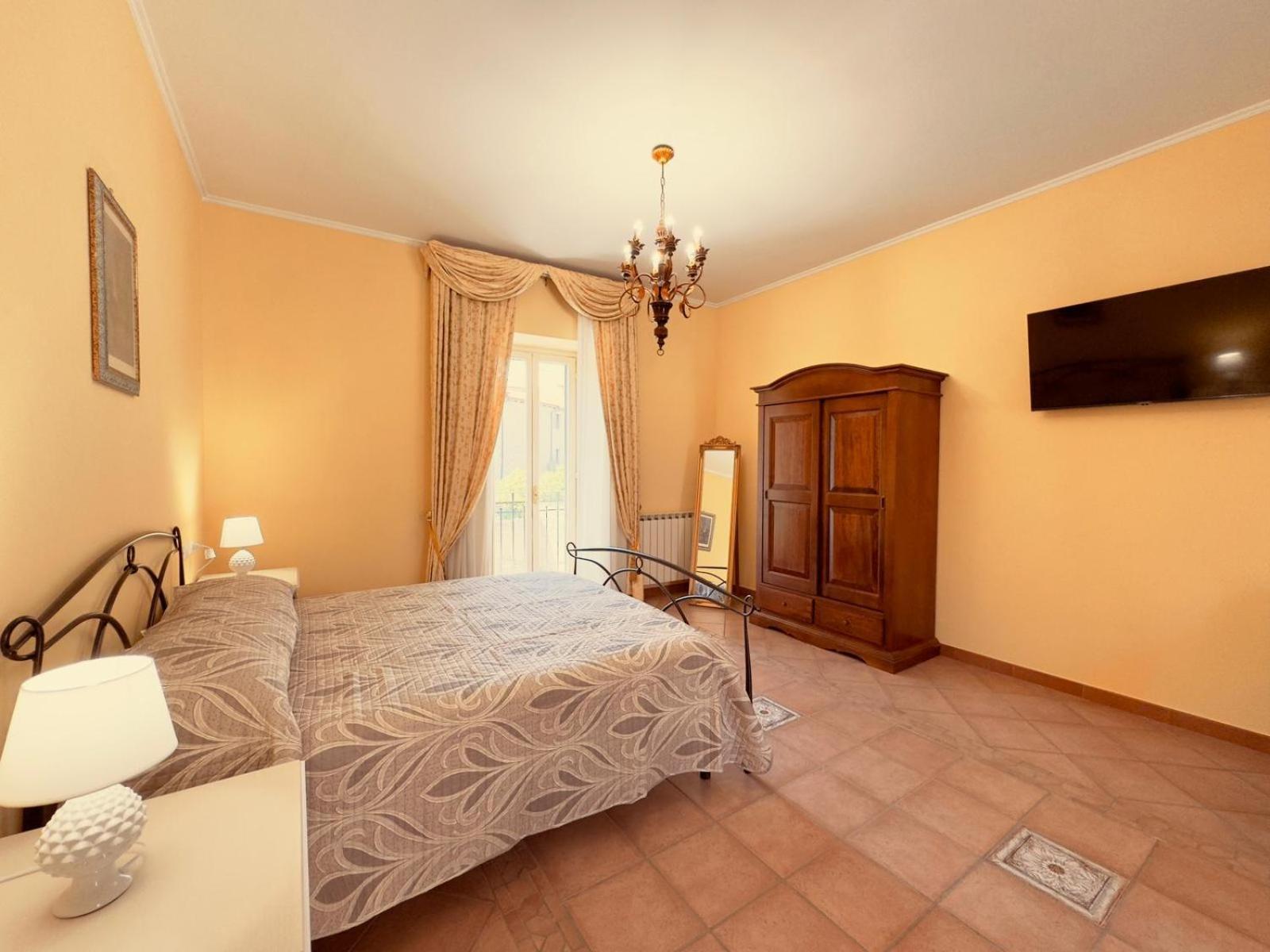 Casa Pepe - Fondi Vertice Rooms المظهر الخارجي الصورة