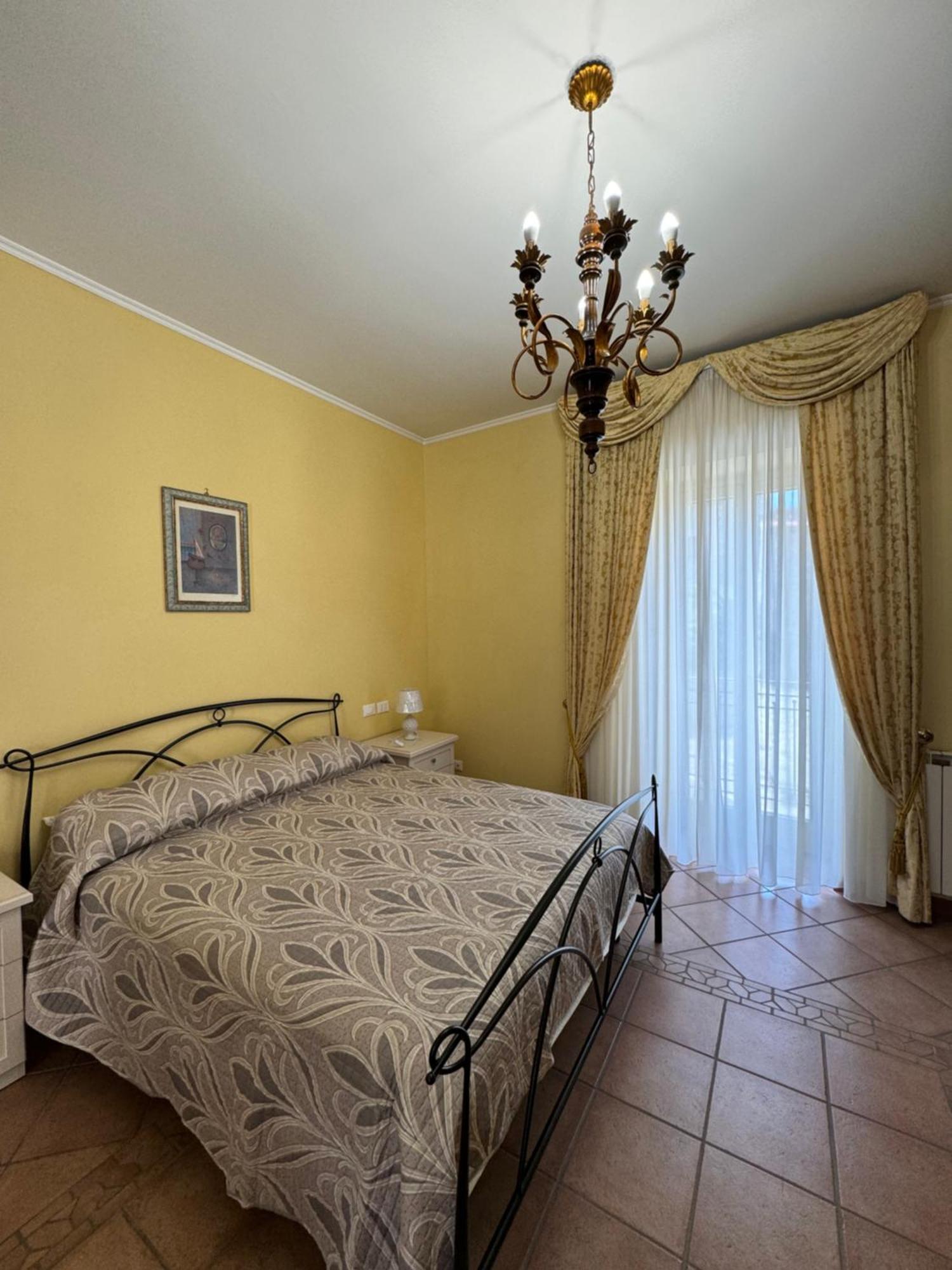 Casa Pepe - Fondi Vertice Rooms المظهر الخارجي الصورة