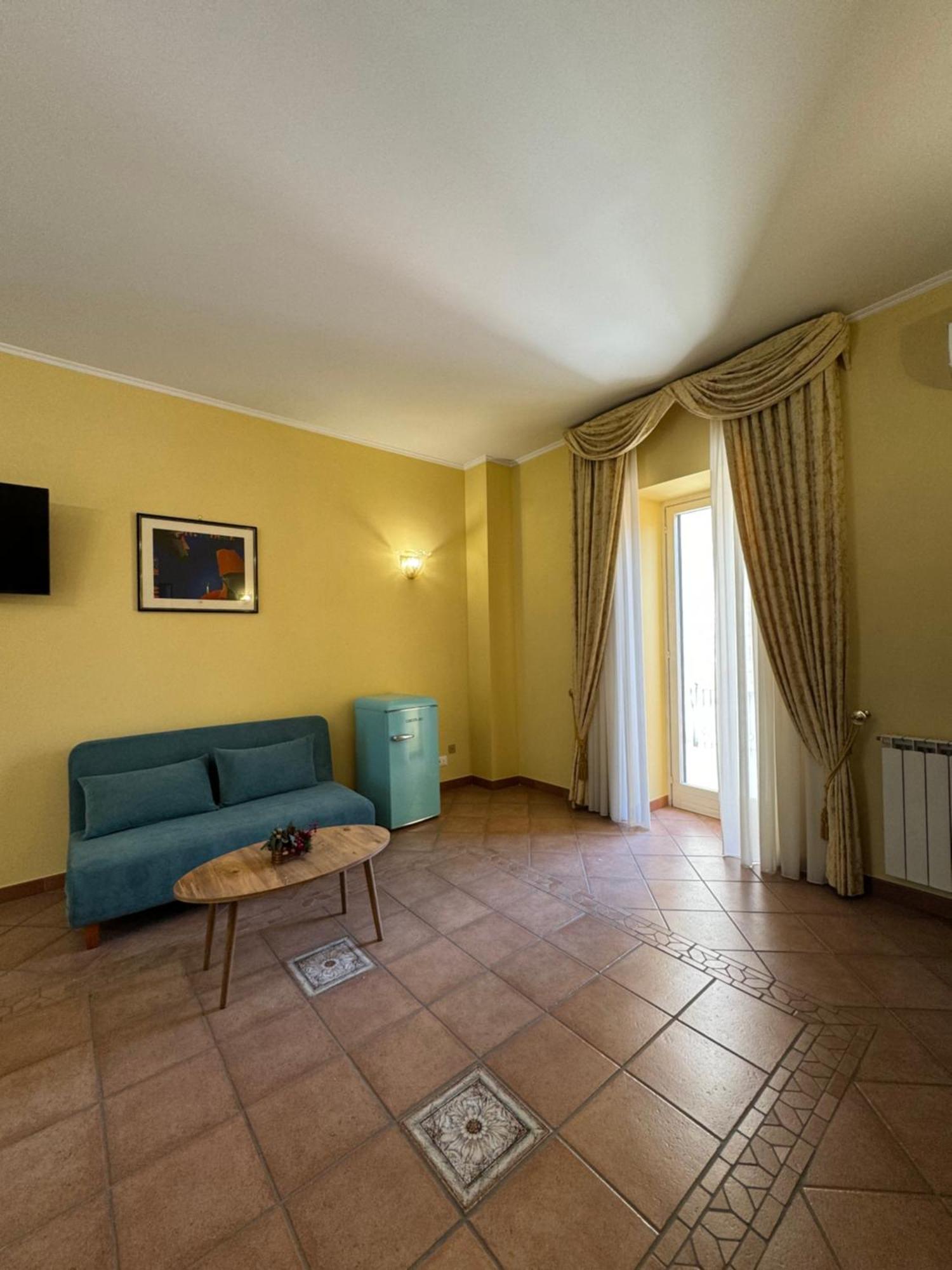Casa Pepe - Fondi Vertice Rooms المظهر الخارجي الصورة